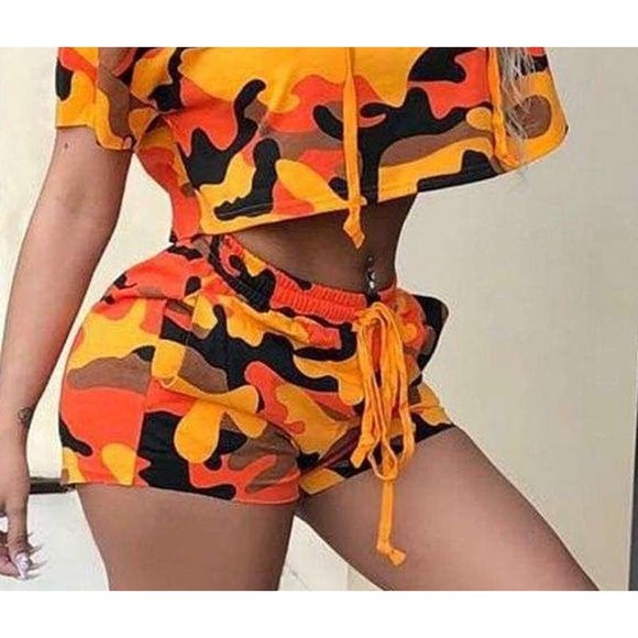 FASHION NOVA Orange Black Camouflage Drawstring Elastic Waist Shorts Sz Small S - Picture 1 of 7